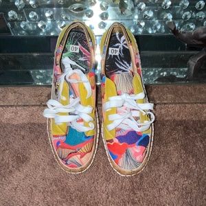 Brand New. Multicolored Lace-Up Front Shoes
